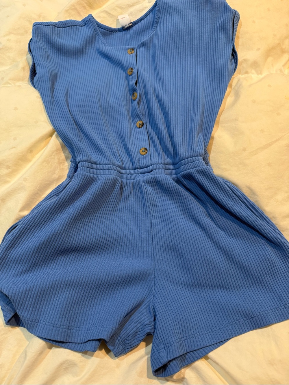 Ribbed Blue girls Shorts Romper.  Size small - 6/7.